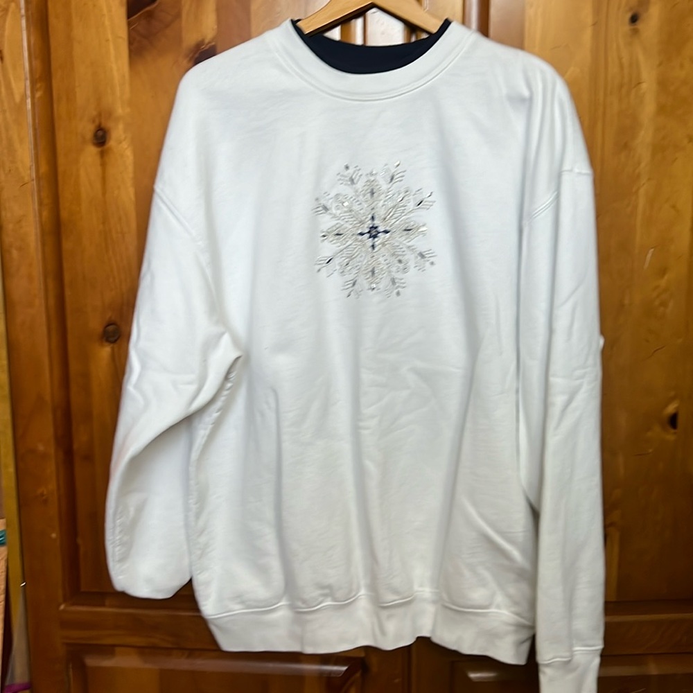 M & C Sportswear Snowflake Sweatshirt